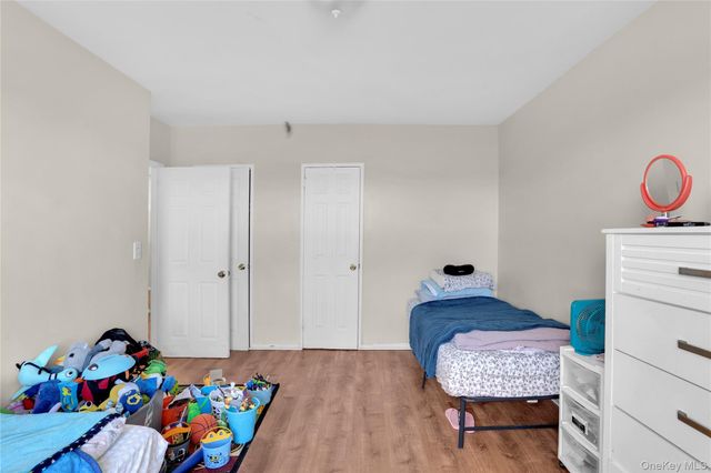 245 Bronx River Road 7C, Yonkers, NY 10704