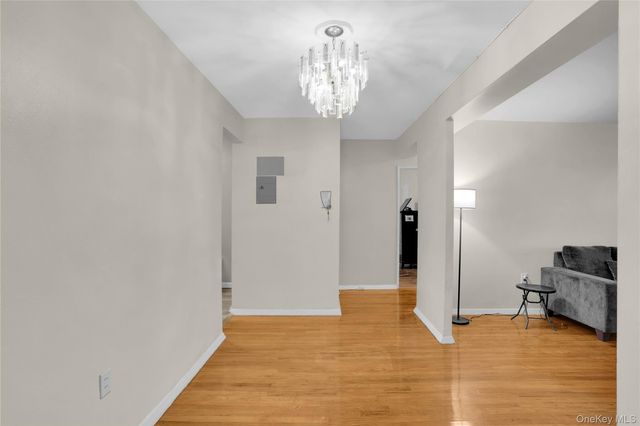 245 Bronx River Road 7C, Yonkers, NY 10704