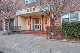245 Bronx River Road 7C, Yonkers, NY 10704