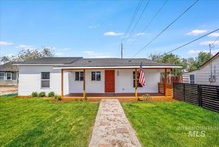 714 Walnut St, Buhl, ID 83616