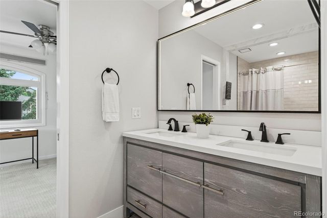 7120 W Princeton Avenue, Denver, CO 80235