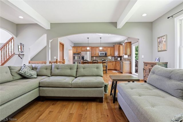 8255 Hemingway Lane, Concord Twp, OH 44060