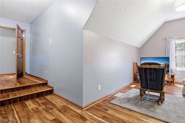 8255 Hemingway Lane, Concord Twp, OH 44060