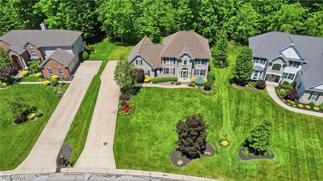 8255 Hemingway Lane, Concord Twp, OH 44060
