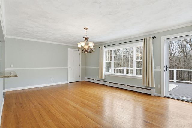 105 Mountain View St, South Hadley, MA 01075