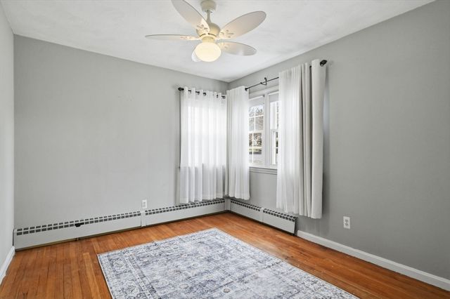 105 Mountain View St, South Hadley, MA 01075