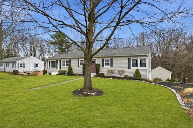 105 Mountain View St, South Hadley, MA 01075