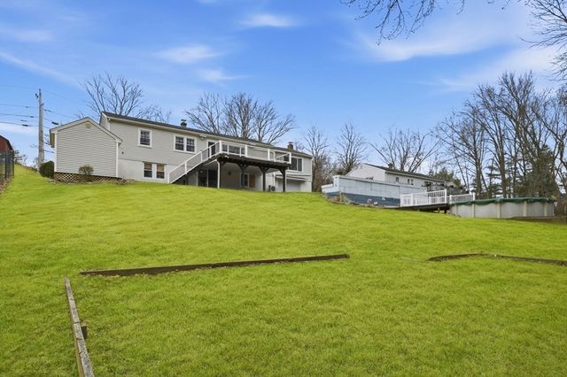 105 Mountain View St, South Hadley, MA 01075