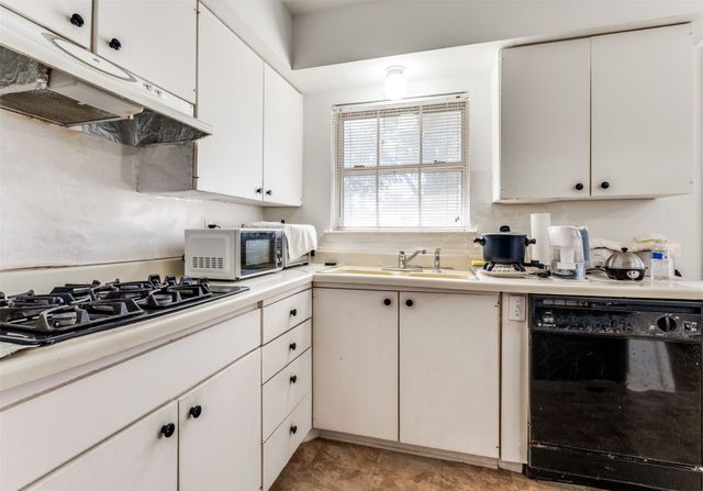 421 Lynn Street, Richardson, TX 75080