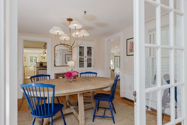 423 South St, Holliston, MA 01746