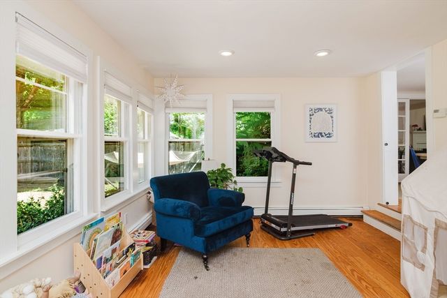 423 South St, Holliston, MA 01746