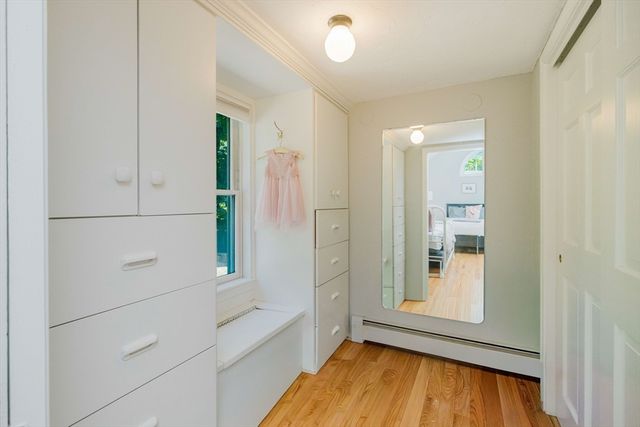 423 South St, Holliston, MA 01746