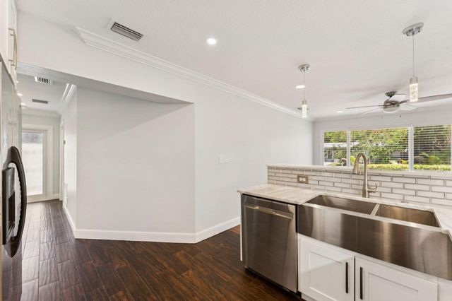 1660 NE 31st Court, Pompano Beach, FL 33064