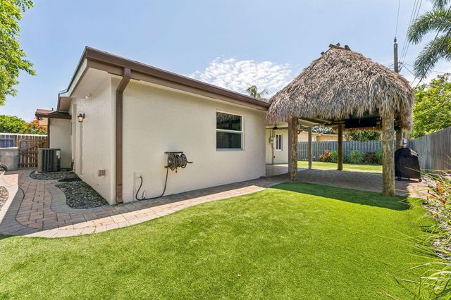 1660 NE 31st Court, Pompano Beach, FL 33064