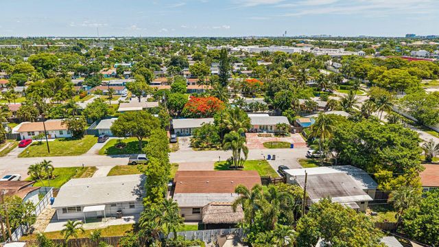 1660 NE 31st Court, Pompano Beach, FL 33064