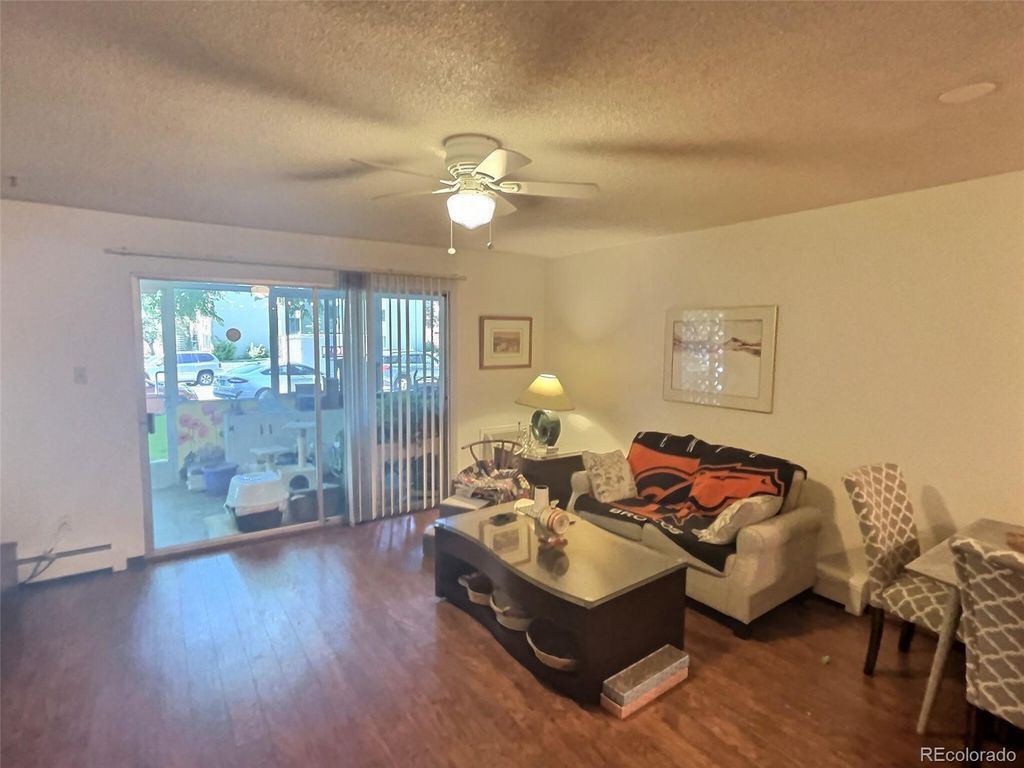 Image 11 of property listing at 600 S Clinton, Denver, CO 80247