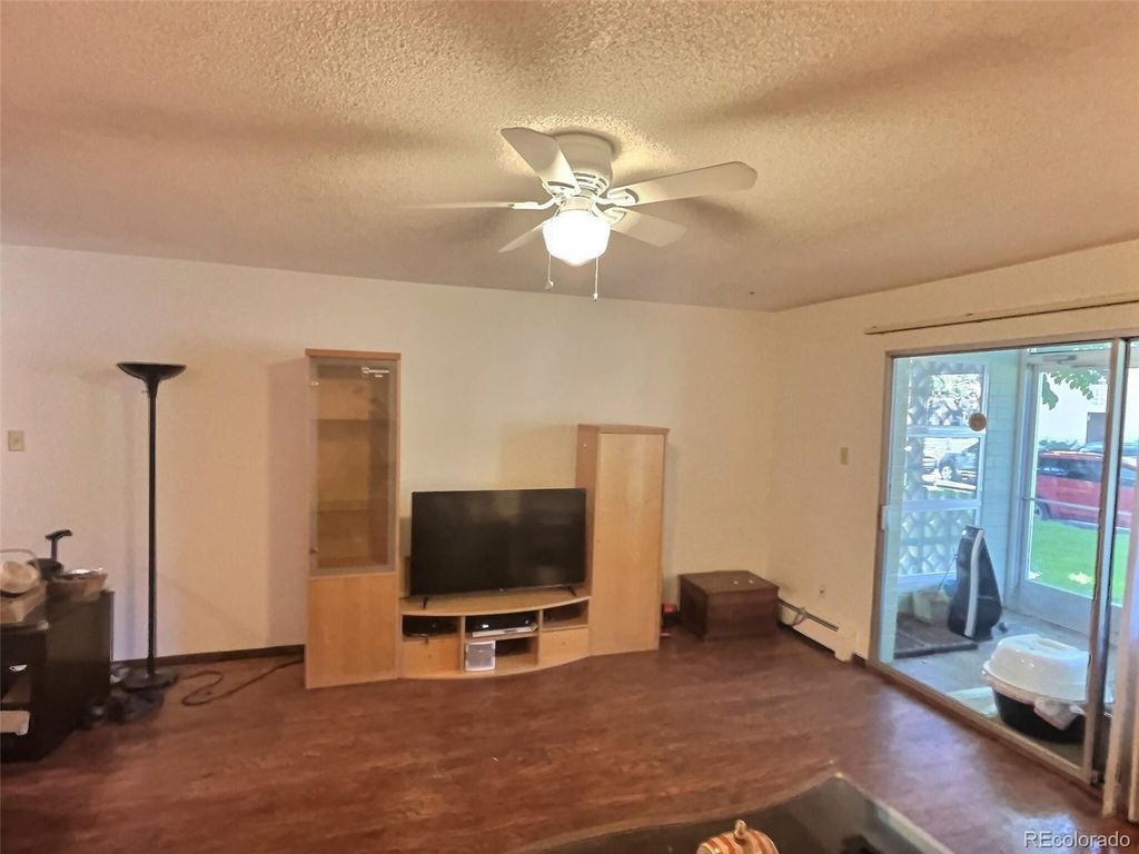 Image 12 of property listing at 600 S Clinton, Denver, CO 80247
