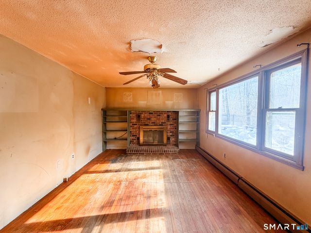 274 Colburn Road, Canterbury, CT 06331