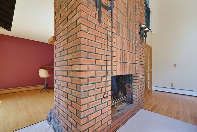 42 Jolicoeur Ave, Spencer, MA 01562