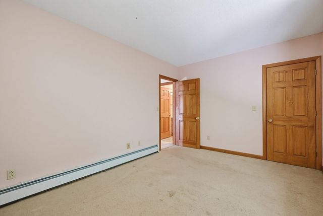 42 Jolicoeur Ave, Spencer, MA 01562
