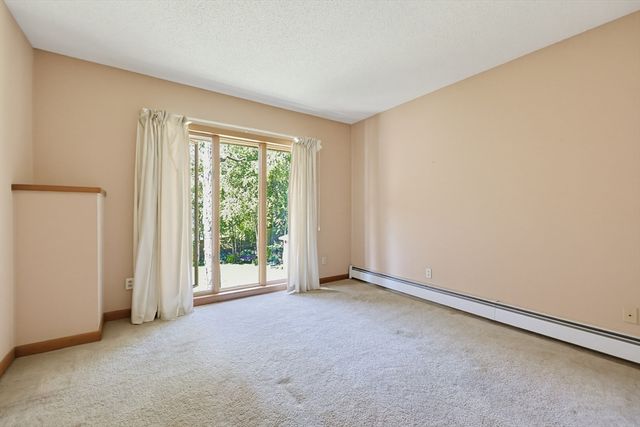 42 Jolicoeur Ave, Spencer, MA 01562