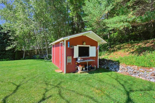 42 Jolicoeur Ave, Spencer, MA 01562