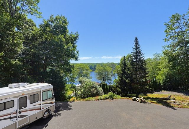 42 Jolicoeur Ave, Spencer, MA 01562