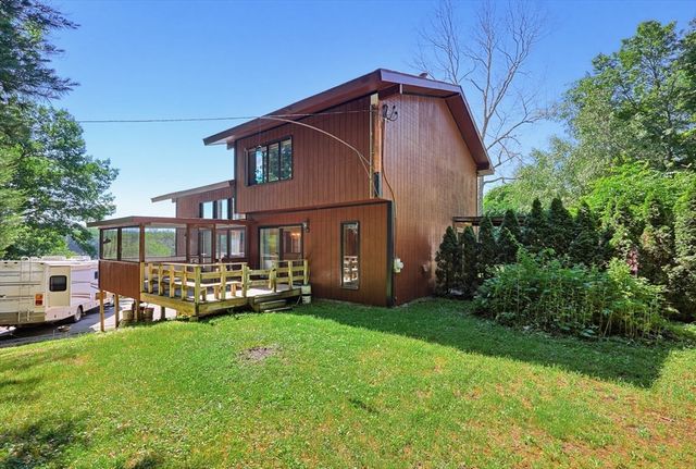 42 Jolicoeur Ave, Spencer, MA 01562