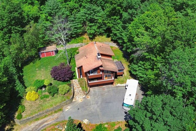 42 Jolicoeur Ave, Spencer, MA 01562