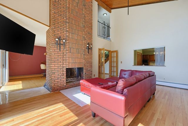 42 Jolicoeur Ave, Spencer, MA 01562