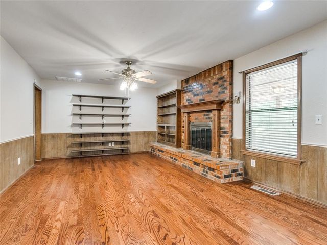 229 Chaucer Crescent Street, Midwest City, OK 73130