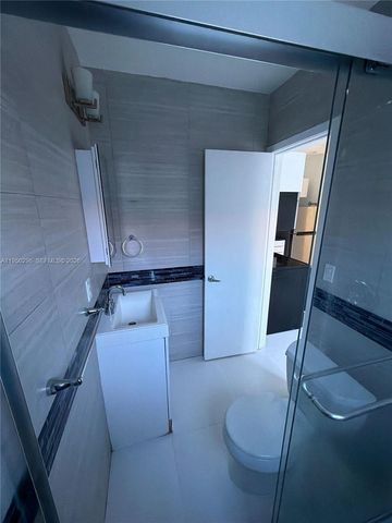 333 SW 30th Rd 4, Miami, FL 33129