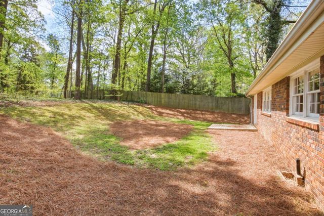 86 Pioneer Trail, Marietta, GA 30068