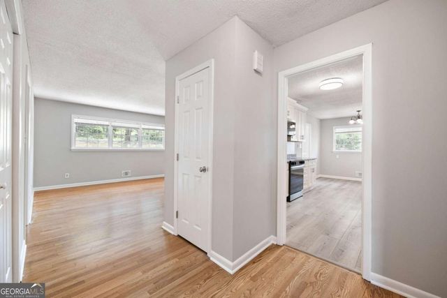 86 Pioneer Trail, Marietta, GA 30068