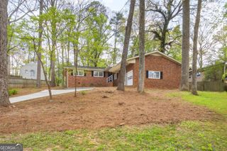 86 Pioneer Trail, Marietta, GA 30068