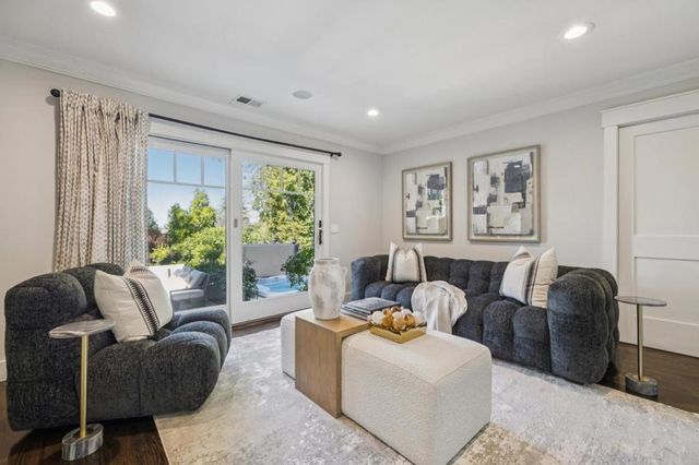 1030 Deanna Drive, Menlo Park, CA 94025