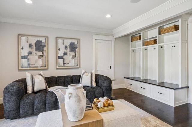 1030 Deanna Drive, Menlo Park, CA 94025