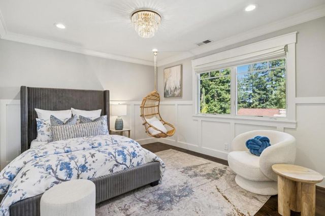 1030 Deanna Drive, Menlo Park, CA 94025