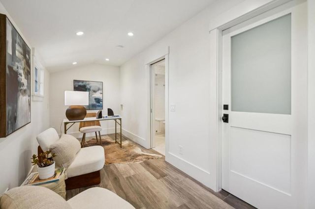 1030 Deanna Drive, Menlo Park, CA 94025