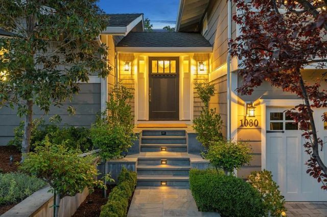 1030 Deanna Drive, Menlo Park, CA 94025