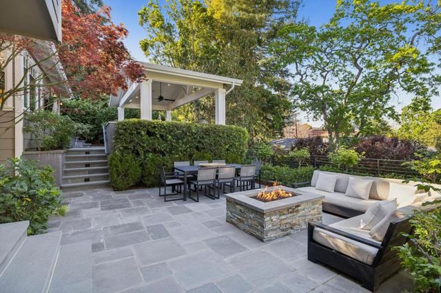 1030 Deanna Drive, Menlo Park, CA 94025