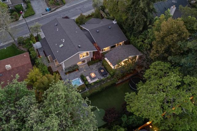 1030 Deanna Drive, Menlo Park, CA 94025