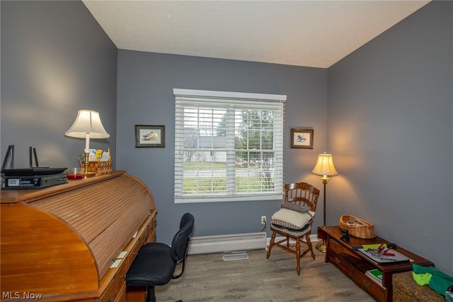 4261 Lake Harbour Way NW, Avon, OH 44011