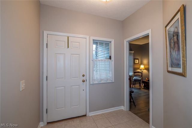 4261 Lake Harbour Way NW, Avon, OH 44011