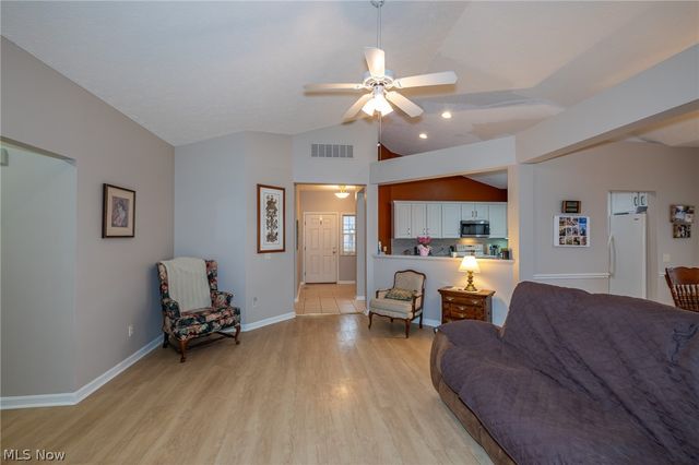 4261 Lake Harbour Way NW, Avon, OH 44011