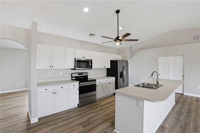 101 NW 18th AVE, Cape Coral, FL 33993