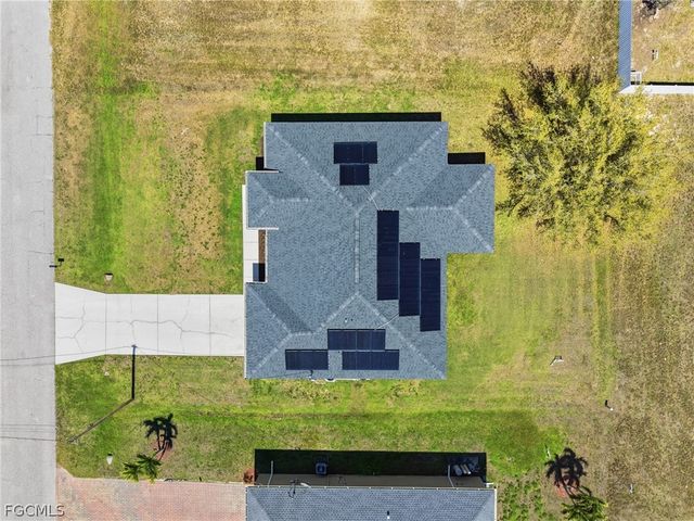 101 NW 18th AVE, Cape Coral, FL 33993