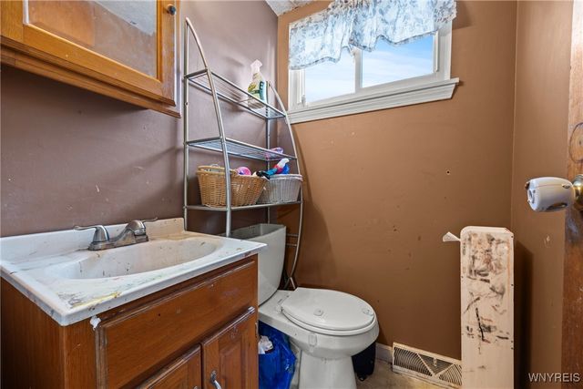 175 Argus Drive, Lancaster, NY 14043