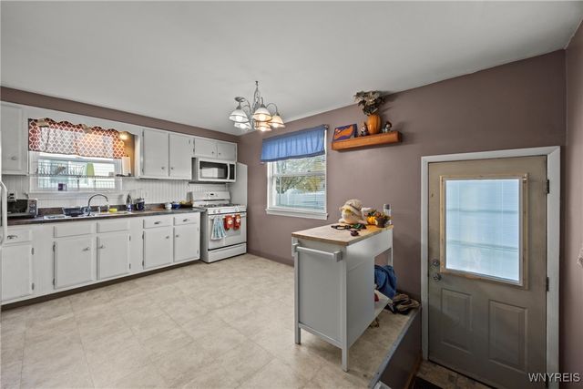 175 Argus Drive, Lancaster, NY 14043