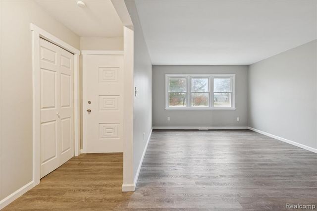 15635 Martinsville Road, Van Buren, MI 48111